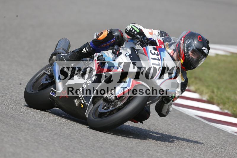 /Archiv-2025/49 26.08.2025 Cornu Master School ADR/rot-rouge/311